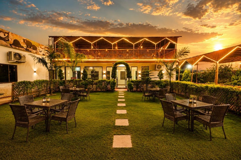 Facade/entrance, Day, Garden, Garden view, Sunrise, Sunset