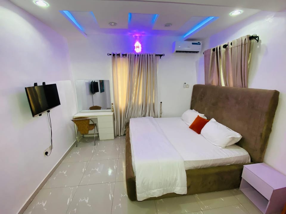 Cozy and Luxury One Bedroom, 247 light Apartment in Lagos
