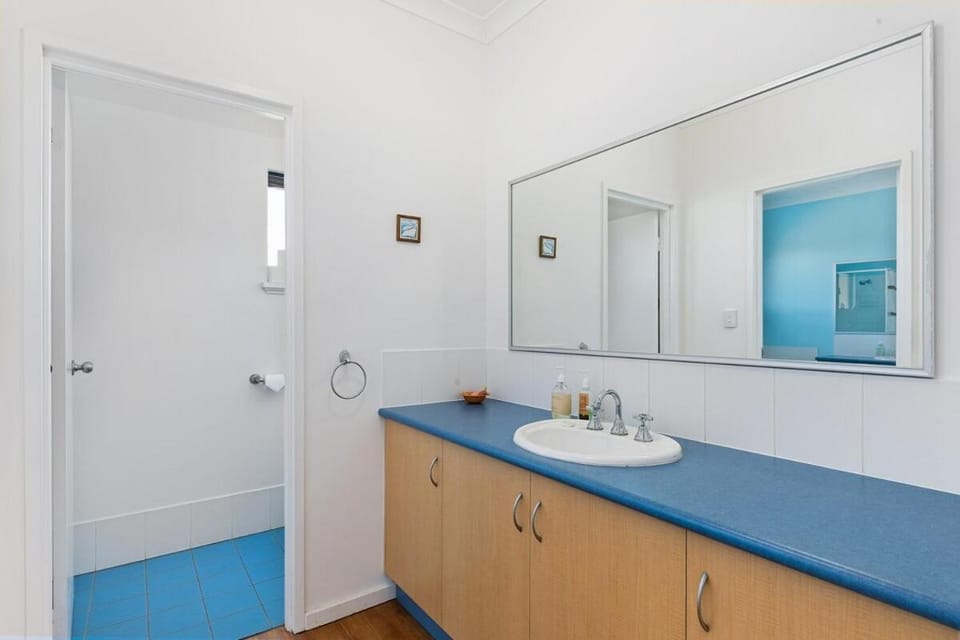 Beachfront Prevelly Exclusive Holiday Home House in Mitchell Drive