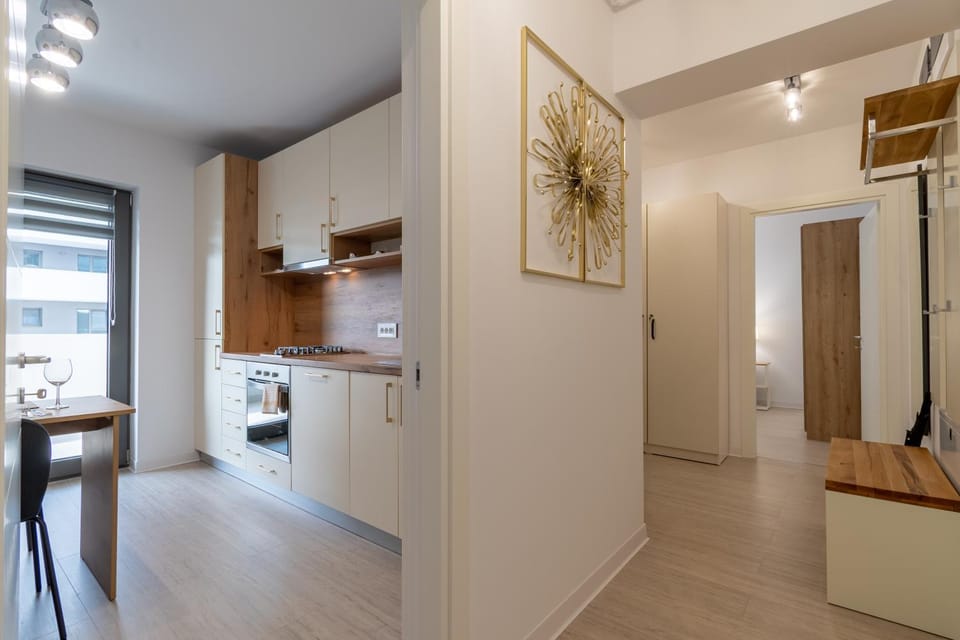 Kitchen or kitchenette, Dining area, dishwasher, oven, stove