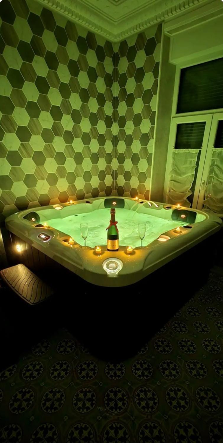 Hot Tub