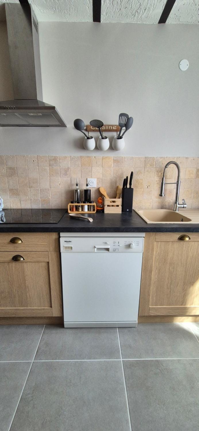 Kitchen or kitchenette, stove