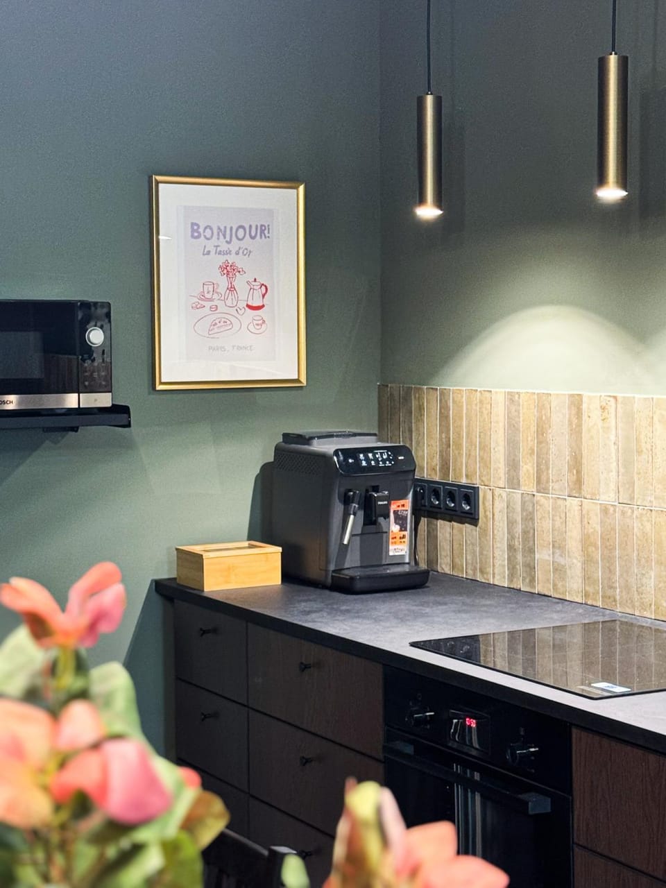 Kitchen or kitchenette