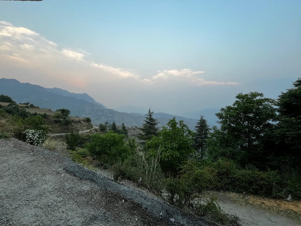 Nearby landmark, Mountain view