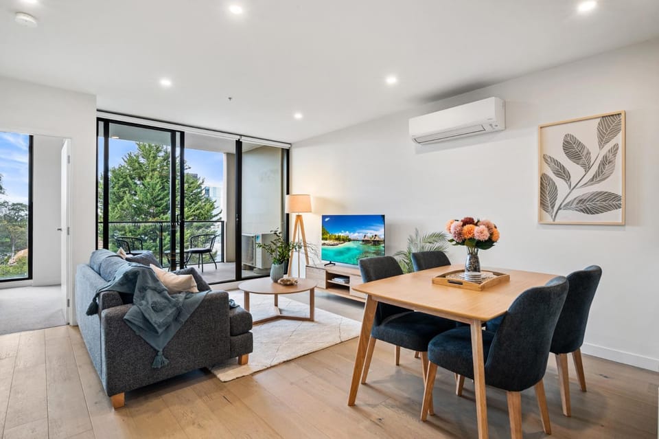 Heidelberg 2BR & Parking Near Austin Hospital Apartment in Melbourne