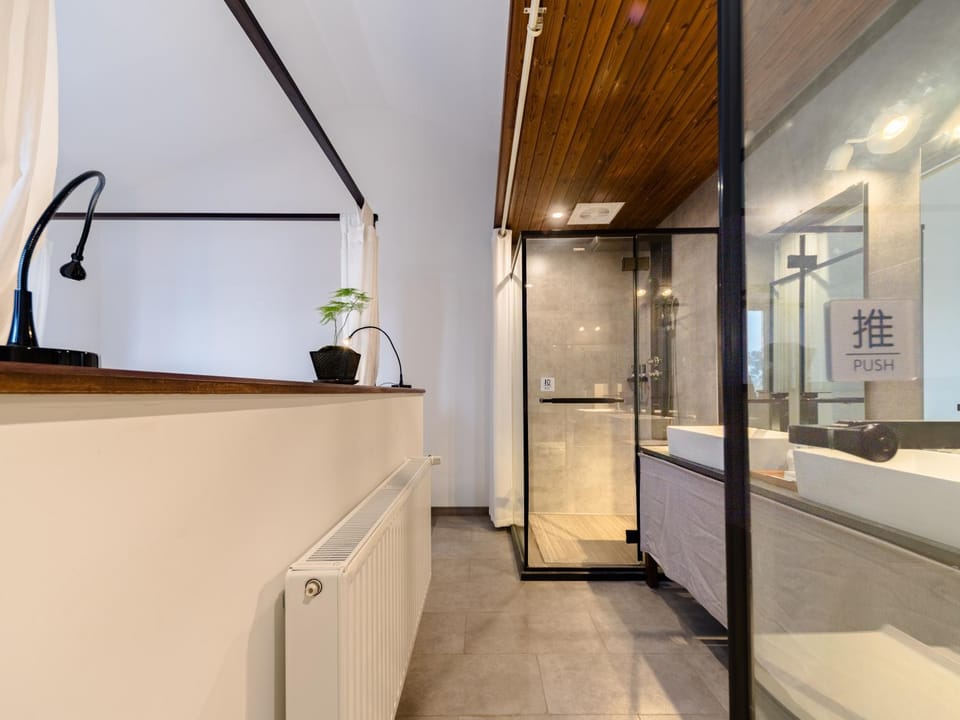 Huazhu Luxury Huangshan Grand Hotel & B&B Xixinan Ancient Village Branch Hotel in Zhejiang