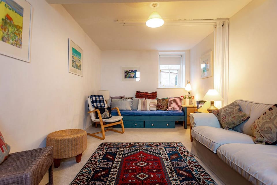 Communal lounge/ TV room, Living room