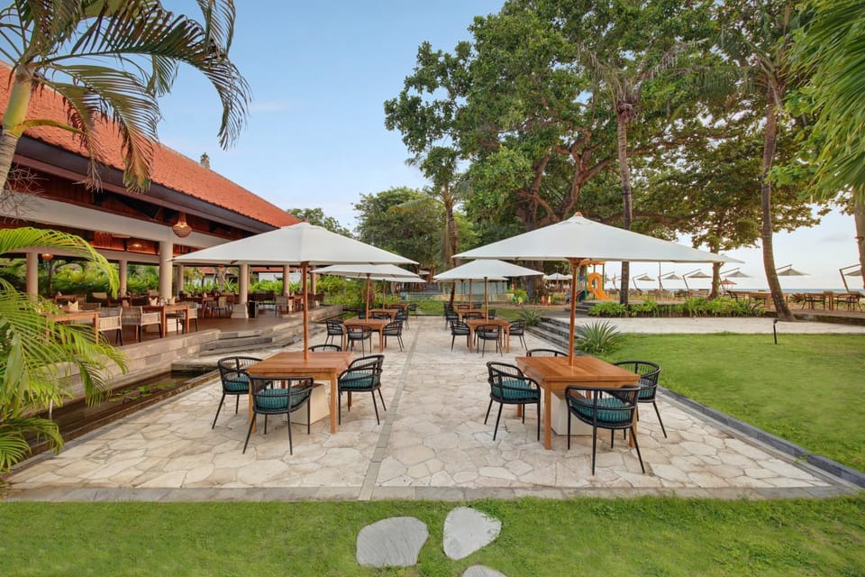Restaurant/places to eat, Breakfast, Lunch, Dinner