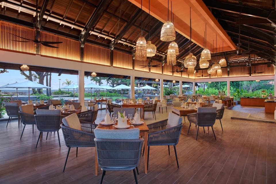 Restaurant/places to eat, Breakfast, Lunch, Dinner