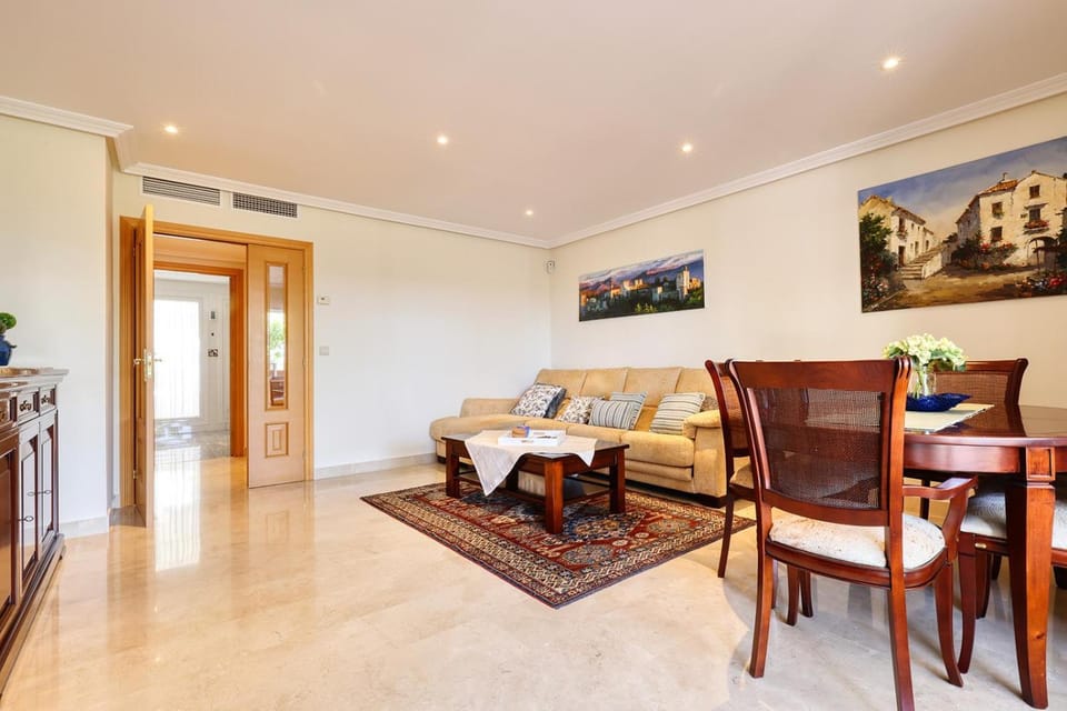 TV and multimedia, Living room, Other, Dining area