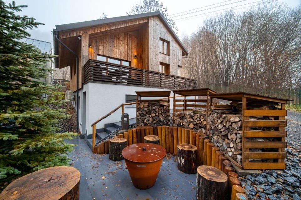 Property building, Balcony/Terrace