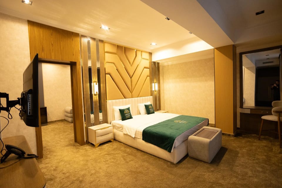 Photo of the whole room, wardrobe