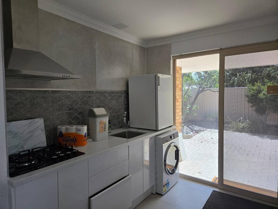 laundry, washing machine, kitchen