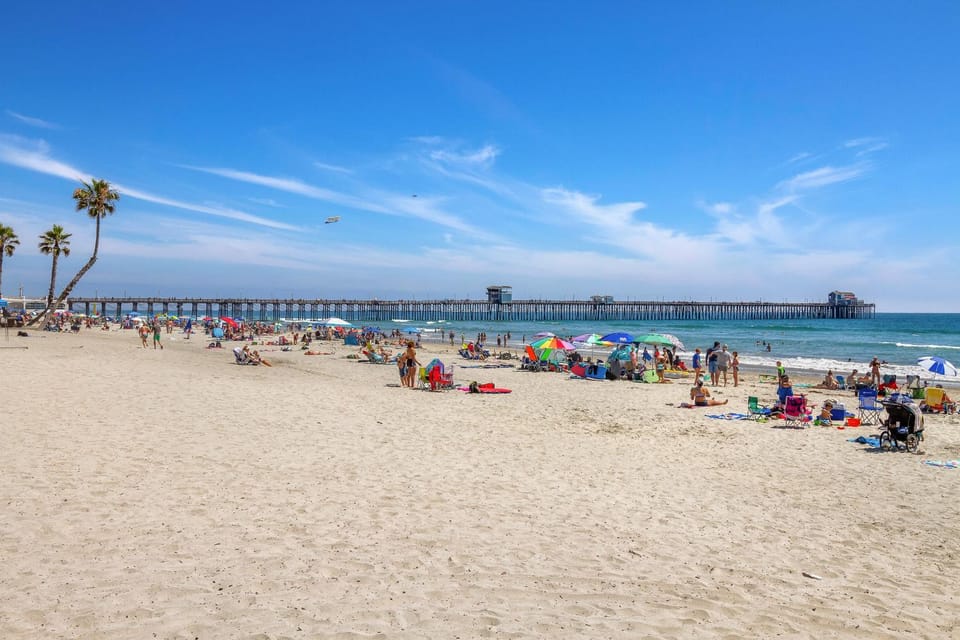4P-201 Ocean View Steps to Beach House in Oceanside