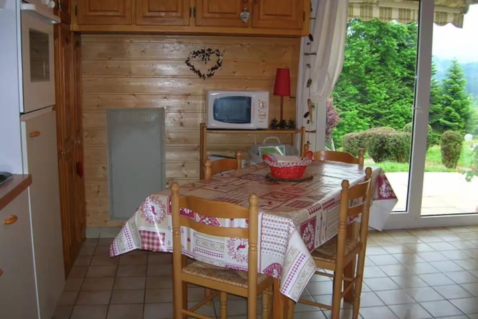 Peaceful stay in Gérardmer close to activities Apartment in Gérardmer