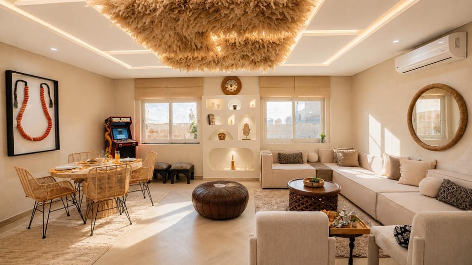 TV and multimedia, Living room, Seating area, air conditioner