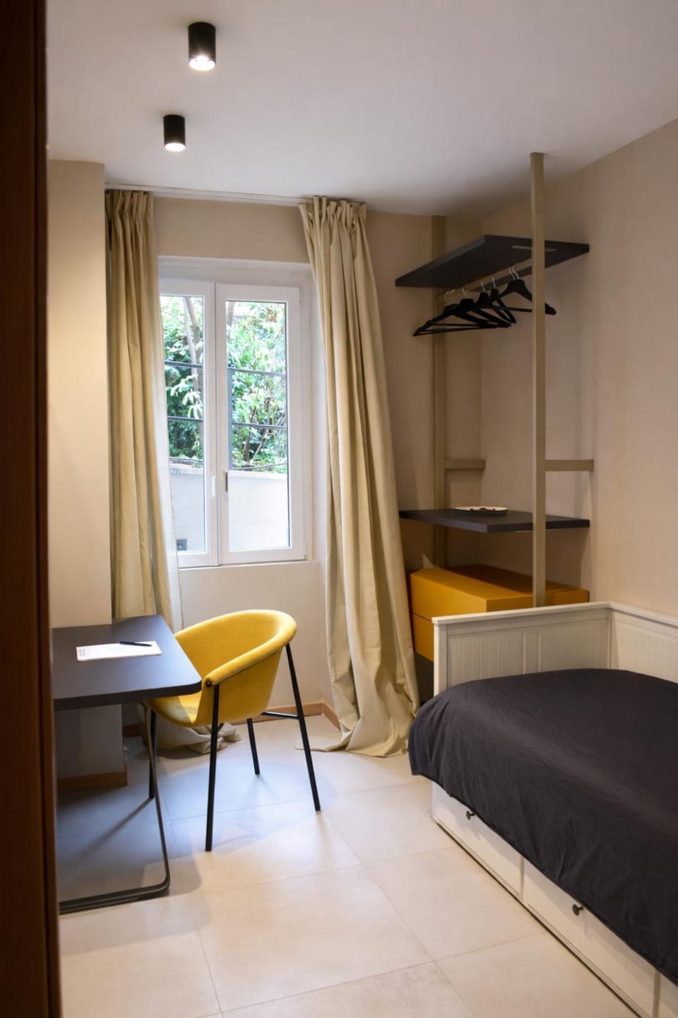 Ampio trilocale 5 posti letto, 2 bagni - M4 Dateo Apartment in Milan