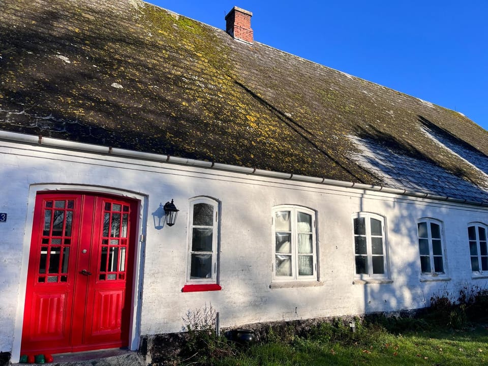 Property building, Day