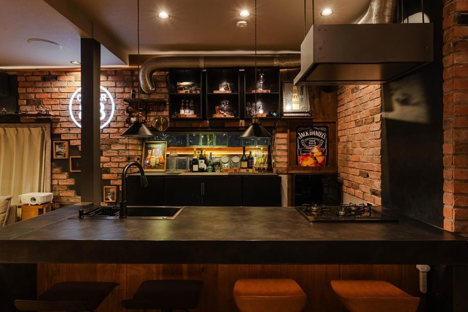 Kitchen or kitchenette, Lounge or bar