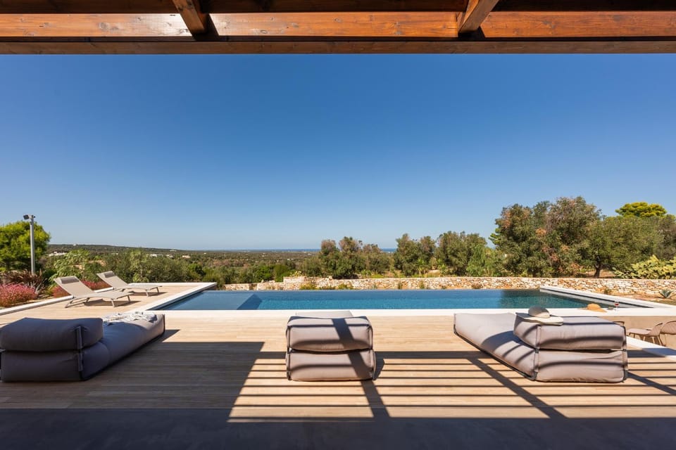 Sea view, Swimming pool