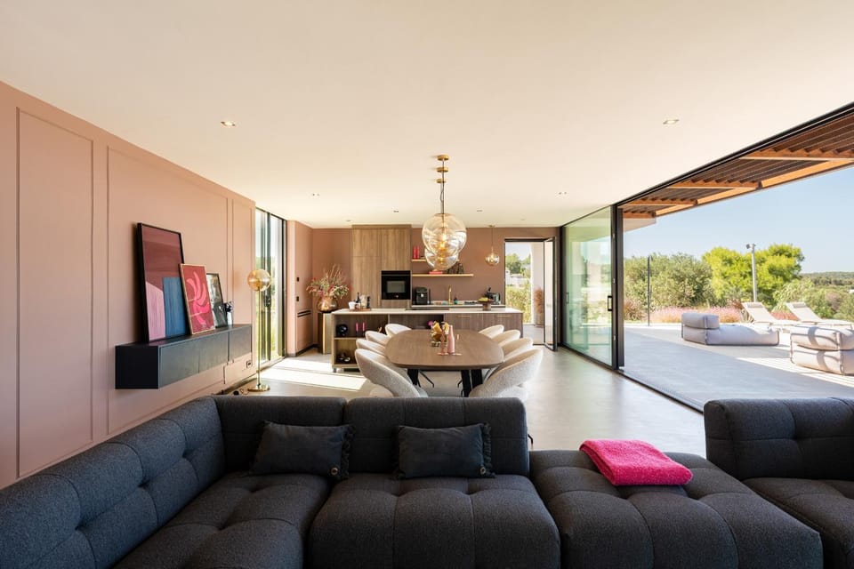 Living room, kitchen