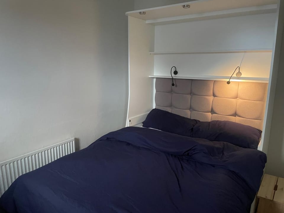 Bed, Bedroom, furniture