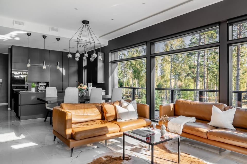 Living room, Dining area