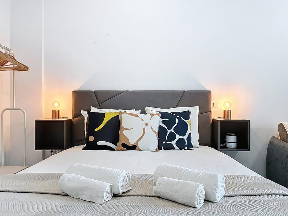 Bed, Bedroom
