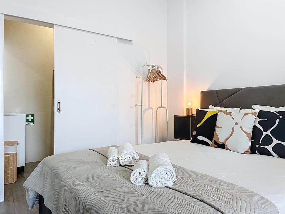 Bed, Bedroom