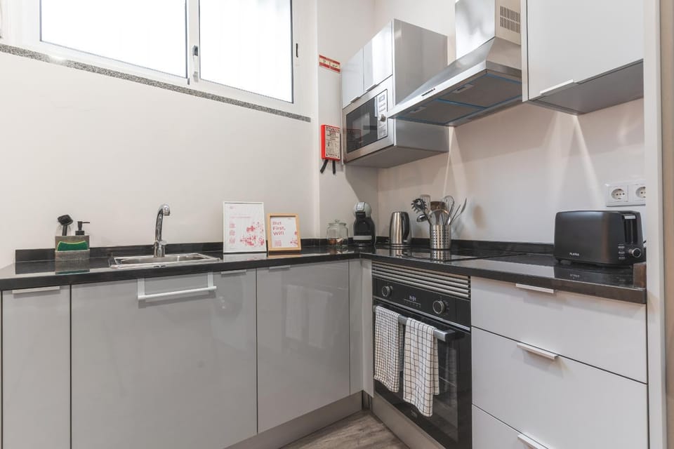 Kitchen or kitchenette