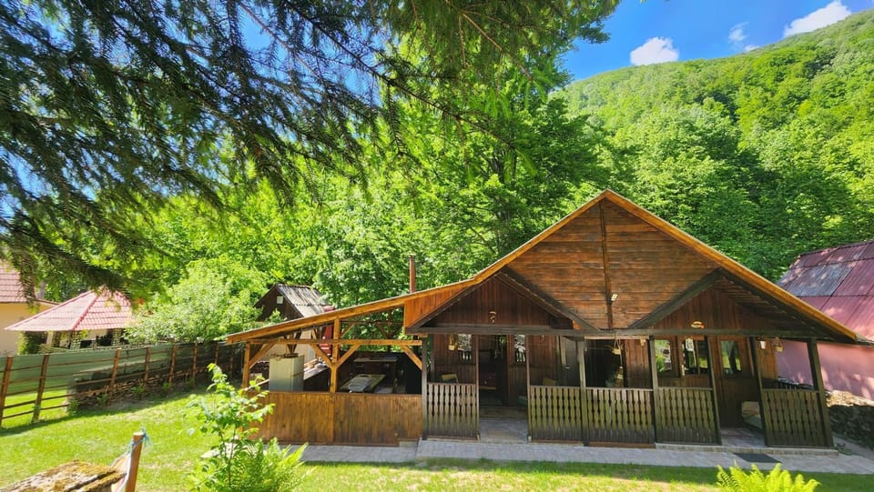 Property building, Natural landscape