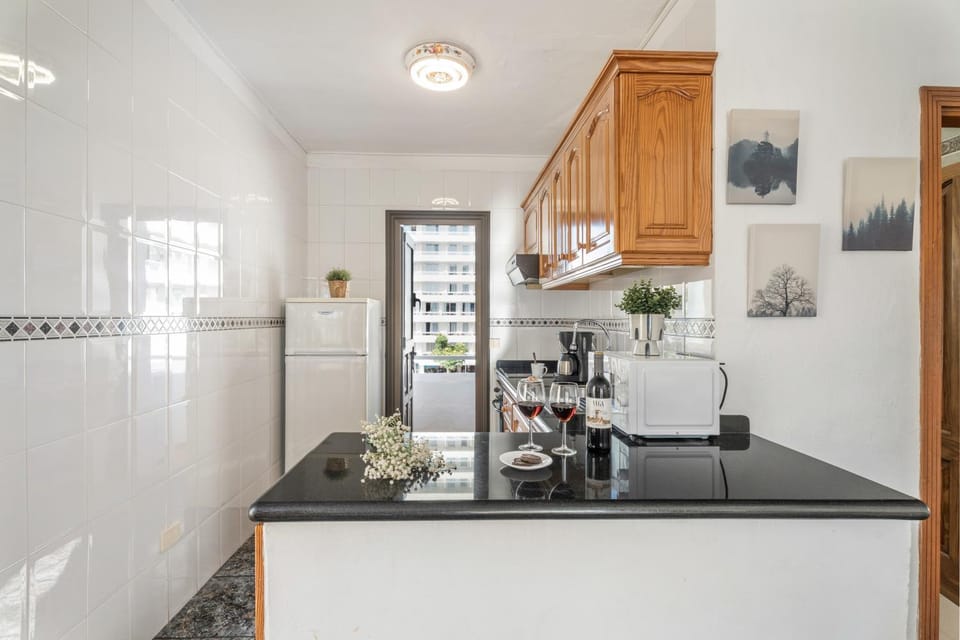 Kitchen or kitchenette, Living room