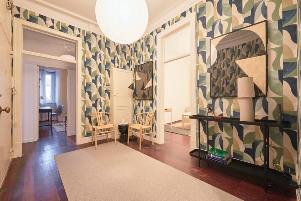 Bright Double Room in a Coliving Apartment Apartment in Lisbon