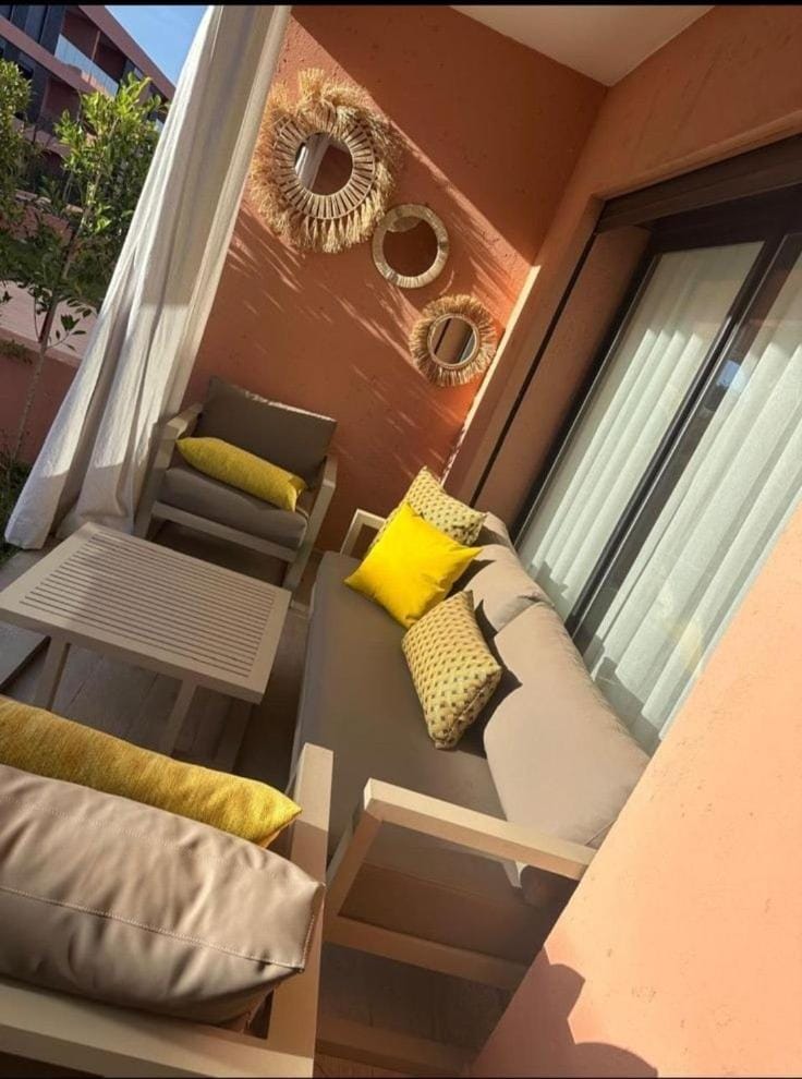 Luxury Noria Apartment - Pool - Security - airport Apartment in Marrakesh-Safi