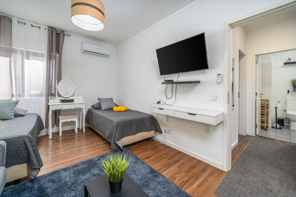 Property building, Bathroom, Living room