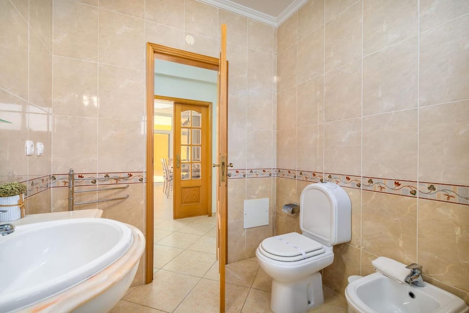 Bathroom, bidet
