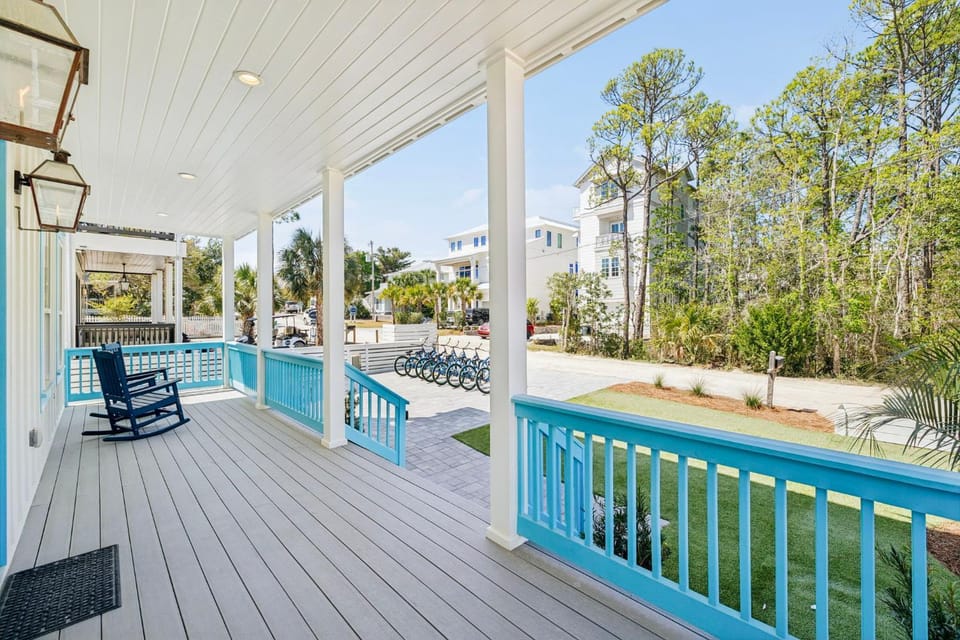 Patio, Natural landscape, Balcony/Terrace, Seating area