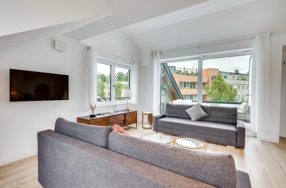 Beautiful new rooftop Loft -15 min to Octoberfest Apartment in Munich