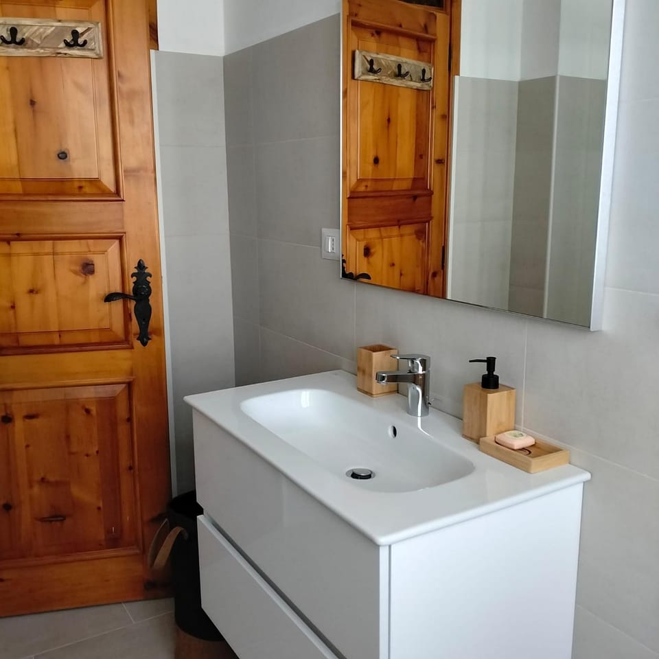 Casa Monte Muggio Apartment in Province of Lecco