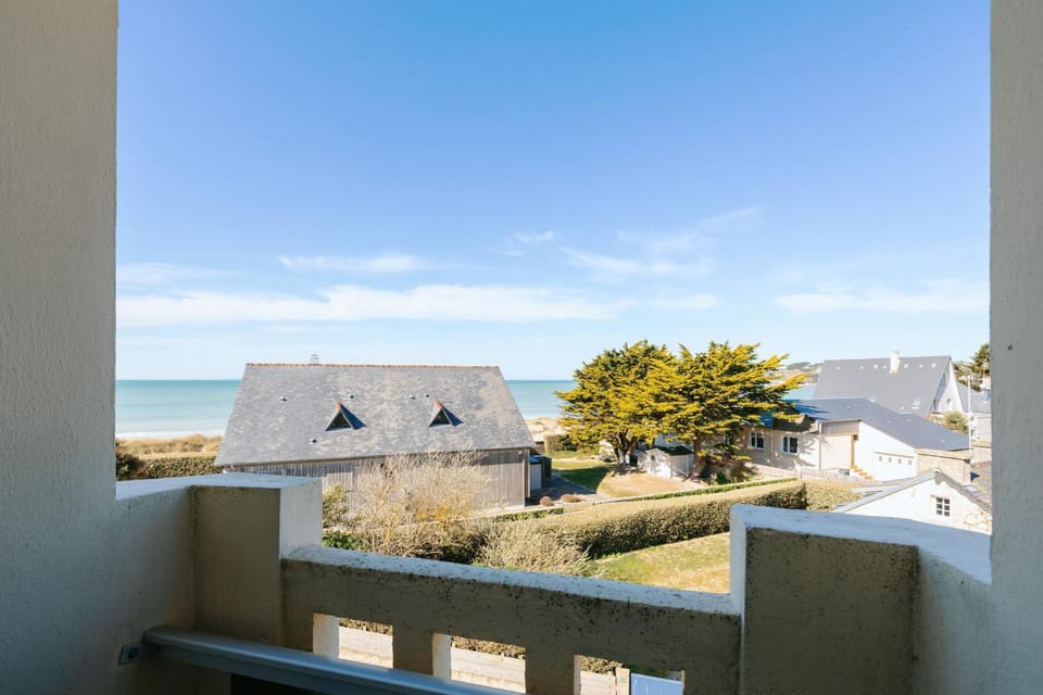 Appartement avec balconnet et vue mer Apartment in Barneville-Carteret