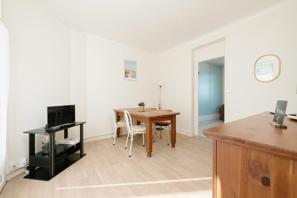 Appartement avec balconnet et vue mer Apartment in Barneville-Carteret