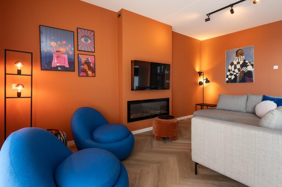 TV and multimedia, Photo of the whole room, Seating area