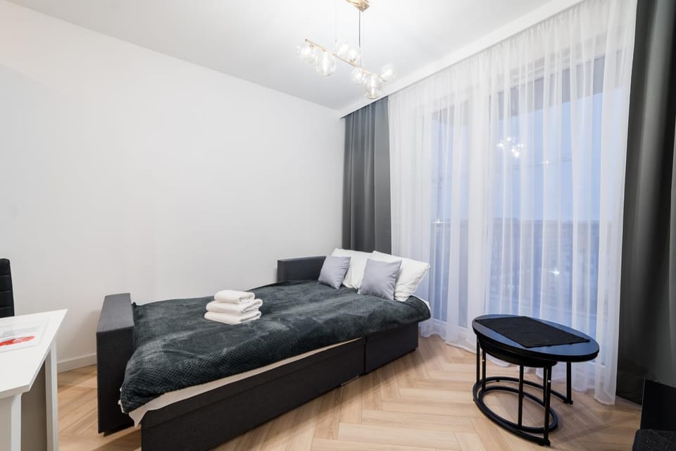 Living room, Photo of the whole room, Seating area, Bedroom, towels