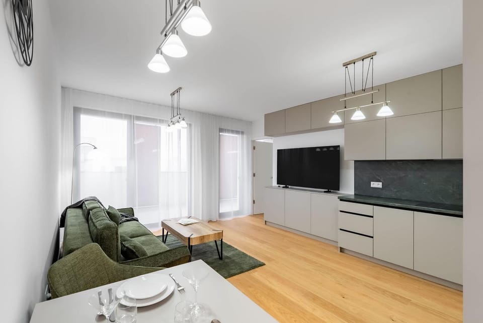 TV and multimedia, Kitchen or kitchenette, Living room, Seating area, Dining area, Evening entertainment
