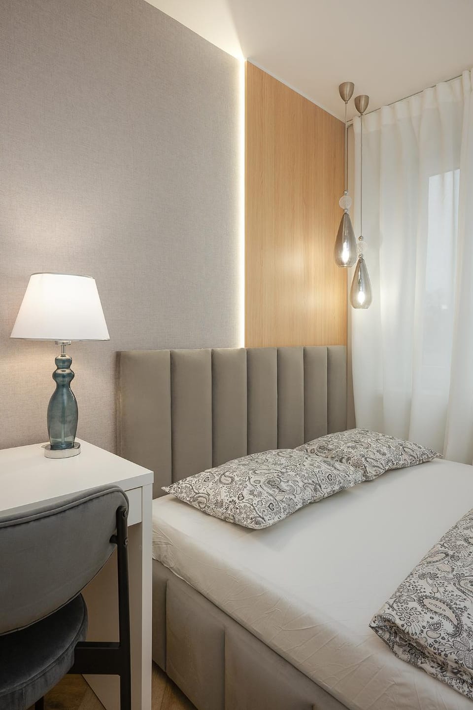 Bed, Bedroom