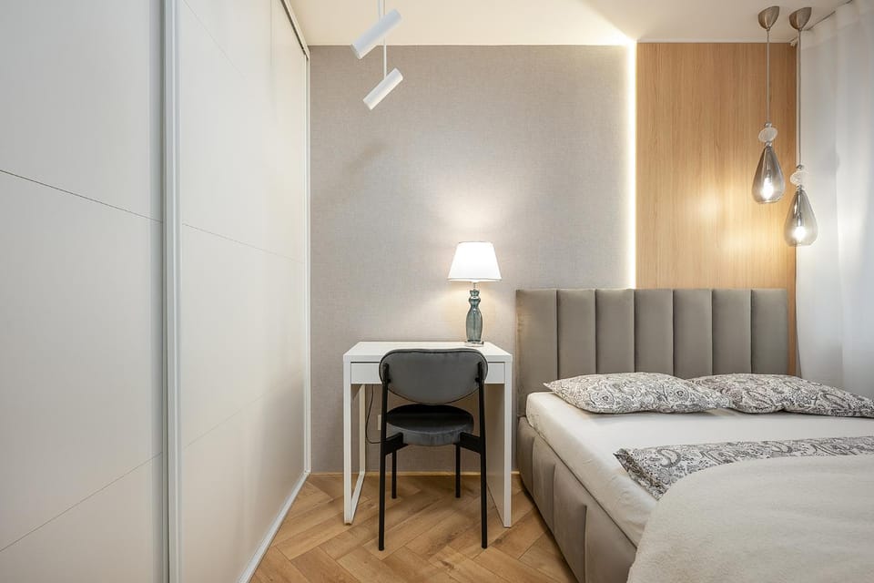 Bed, Photo of the whole room, Bedroom, wardrobe