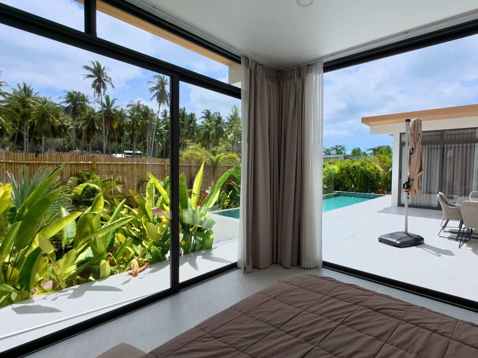 Patio, Natural landscape, View (from property/room), Garden view, Pool view, Swimming pool