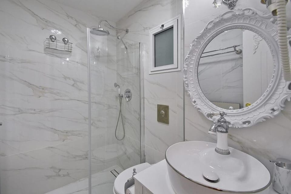 Moses Luxury apartments -nobility Apartment in North District