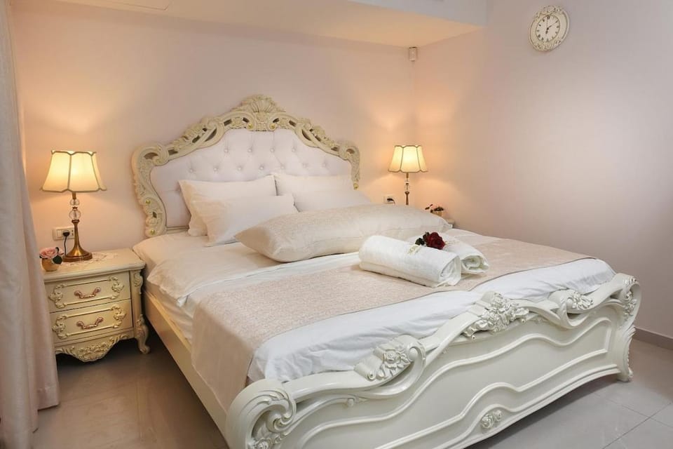 Moses Luxury apartments -nobility Apartment in North District