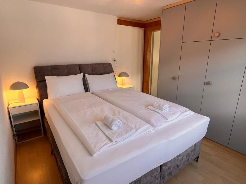 Breathtaking Lake & Mountain View Apartment 2 Apartment in Canton of Bern (Region)